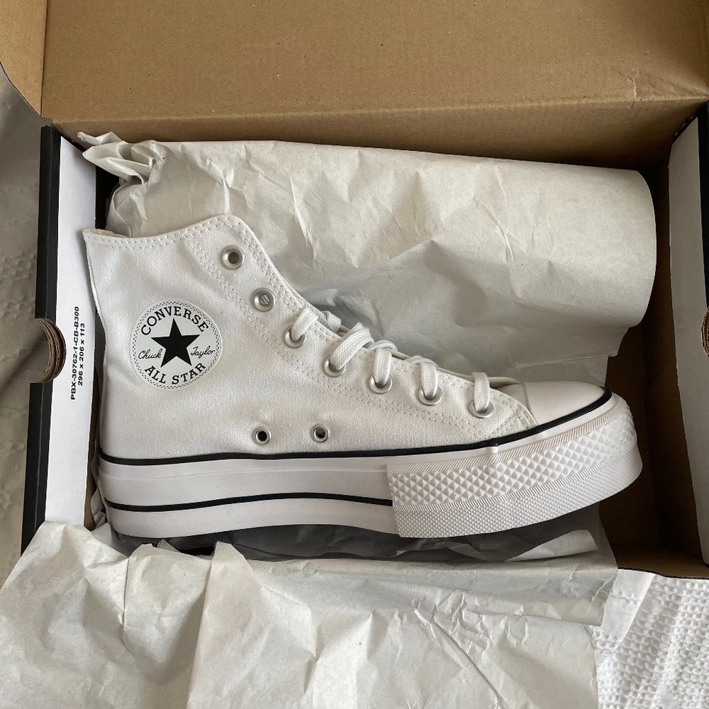 NEW IN BOX White Platform Converse